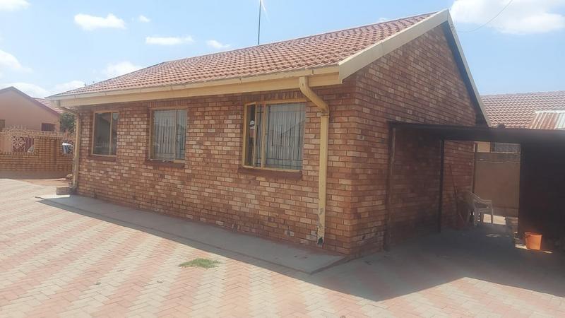 3 Bedroom Property for Sale in Mabopane North West